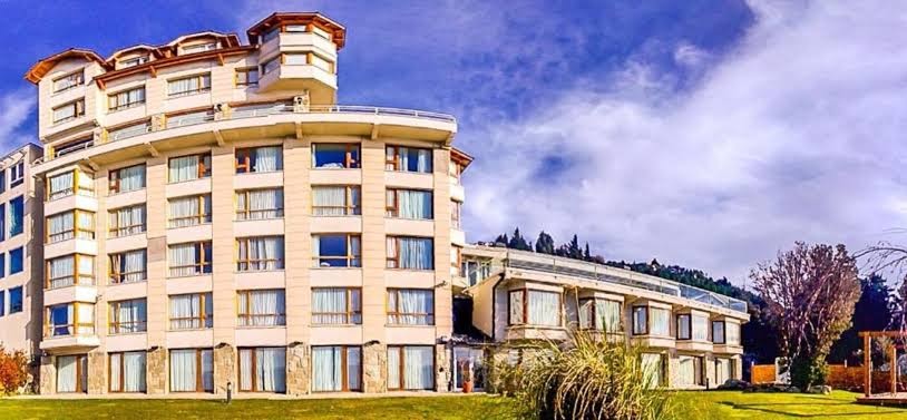 Cacique Inacayal - Lake & Spa Hotel