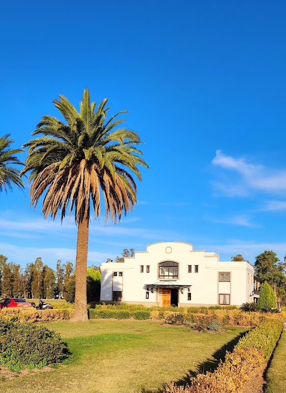 Puesto viejo and Polo Club
