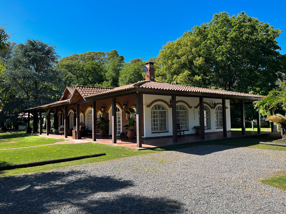 Estancia Las Cañuelas